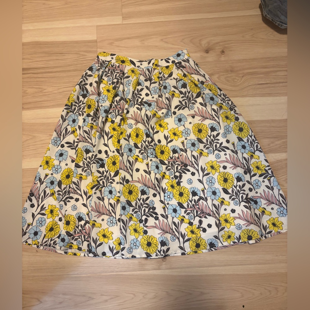 Modcloth Yellow and Blue Floral A-Line Pleated Skirt Size XS